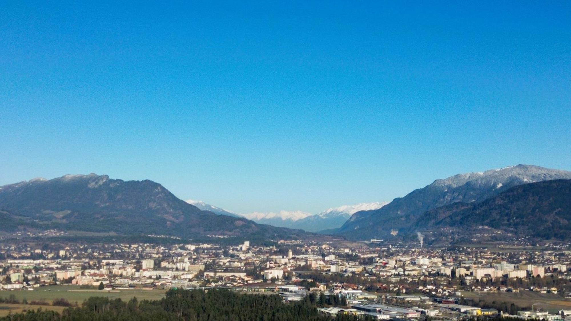 Mountains & Lakes - Chaletdorf & Appartements Villach Exterior photo
